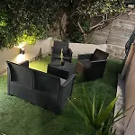 2 Pièces Avec Jardin Classé Meublé De Tourisme 2 étoiles *