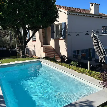 アパート Two With 30 M2 Garden In カーニュ・シュル・メール