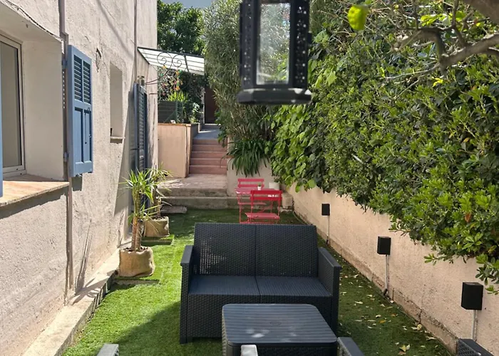 2 Pieces Avec Jardin Classe Meuble De Tourisme 2 Etoiles